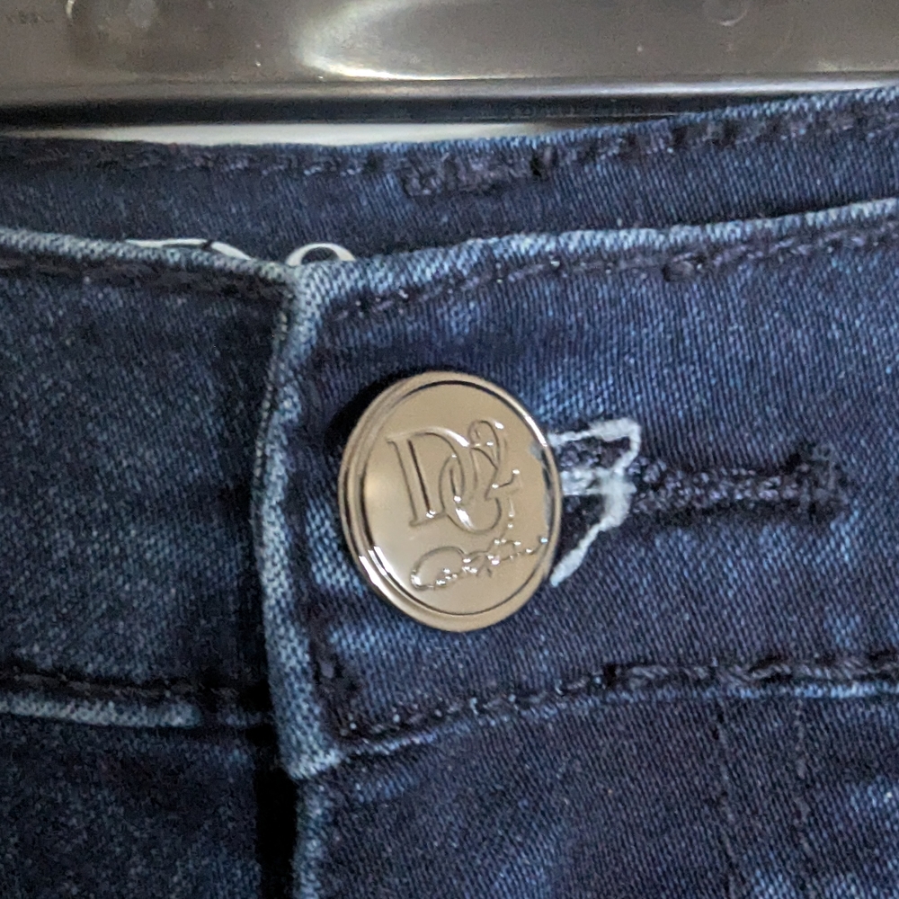 DG2 By Diane Gilman Embroidered Women's Jeans New! - Picture 3 of 6